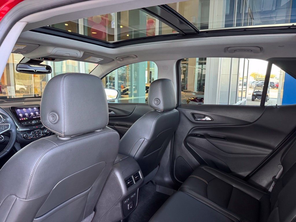 Used 2023 Chevrolet Equinox Premier FWD image 25