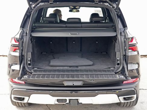 Used 2024 BMW X5 sDrive40i w/ Premium Package image 10