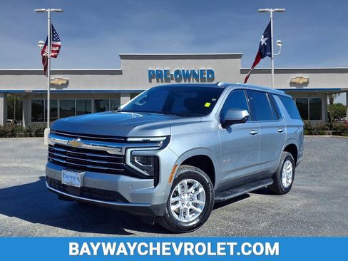 Used 2025 Chevrolet Tahoe LT image 1