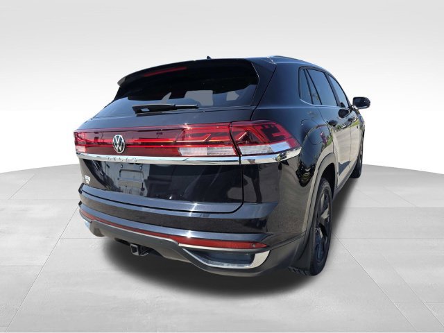 Used 2024 Volkswagen Atlas Cross Sport SE FWD image 3