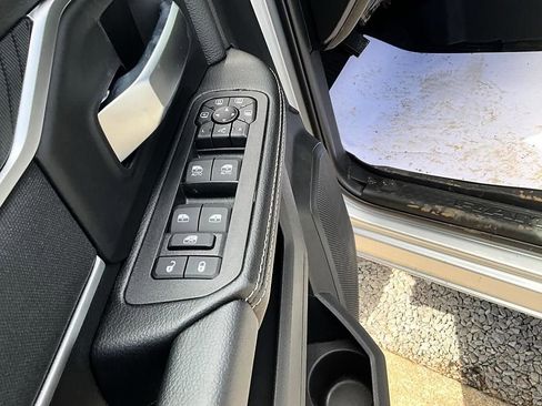 New 2026 RAM 3500 Big Horn AWD/4WD image 12