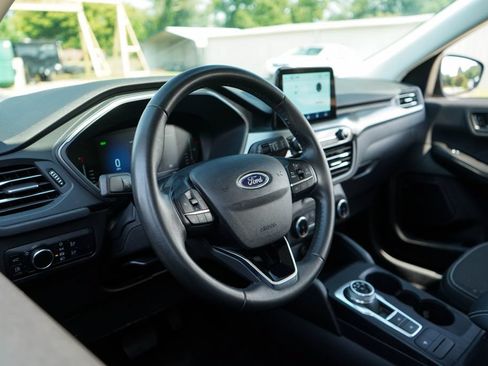 Used 2023 Ford Escape Active FWD image 6