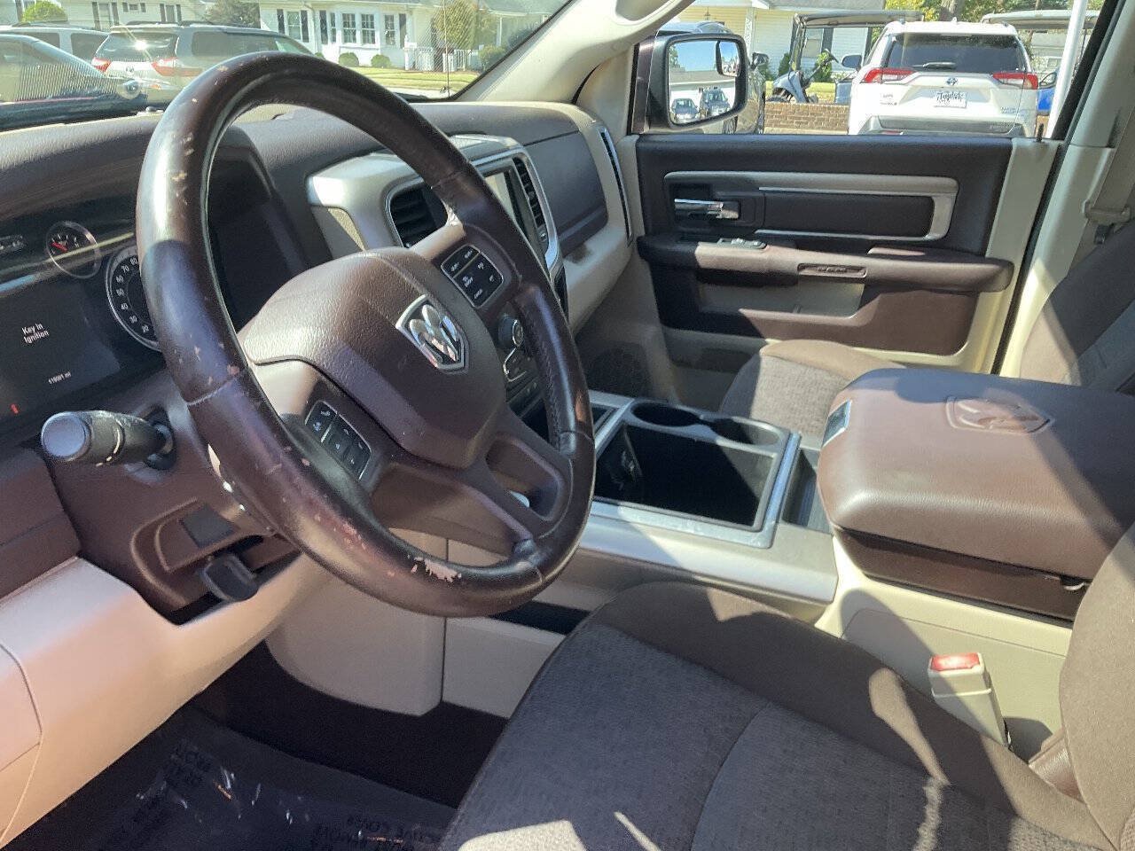 Used 2015 RAM 1500 Big Horn AWD/4WD image 12