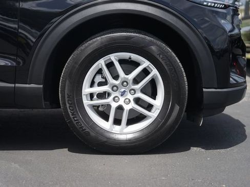 Used 2026 Ford Explorer Active RWD image 4