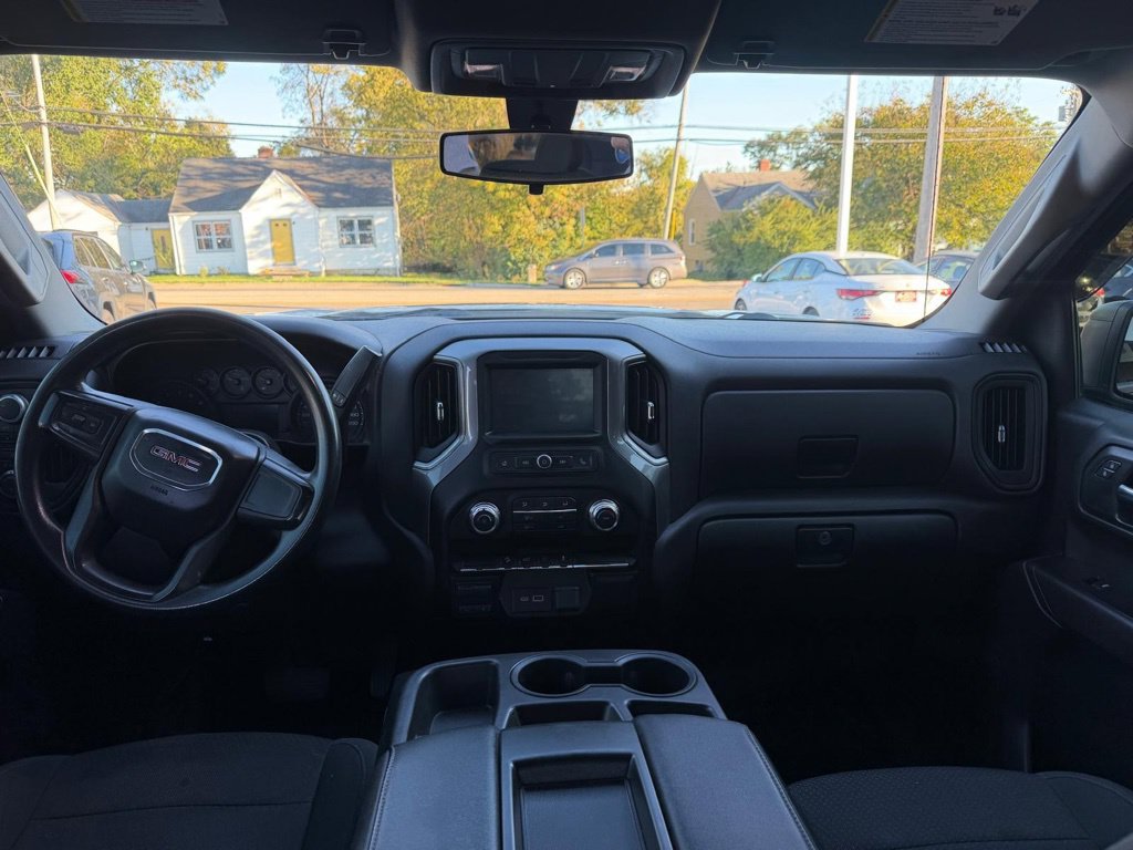 Used 2021 GMC Sierra 1500 4x4 Crew Cab w/ Sierra Value Package image 22