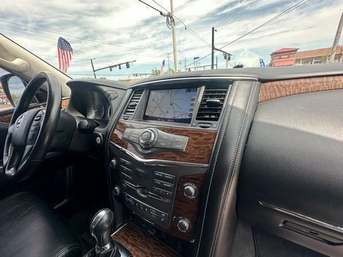 Used 2020 Nissan Armada SL w/ Premium Package image 31