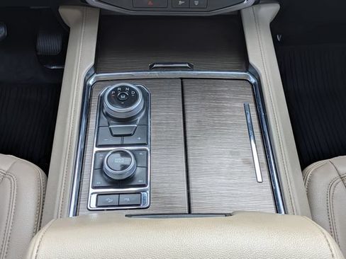 Certified 2022 Ford Expedition Max Limited AWD/4WD image 19