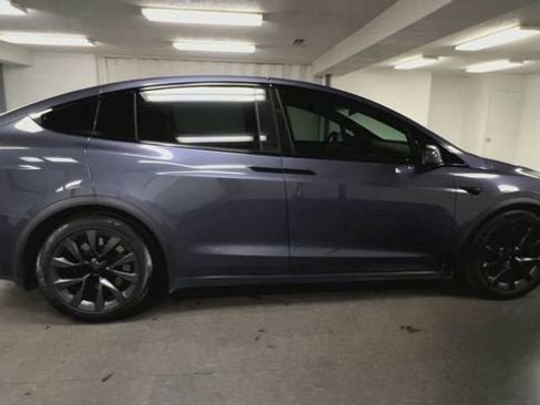 Used 2023 Tesla Model X AWD/4WD image 9