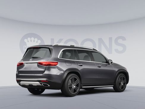 New 2026 Mercedes-Benz GLS 450 4MATIC image 4