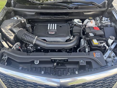 New 2025 Cadillac XT5 Luxury image 34