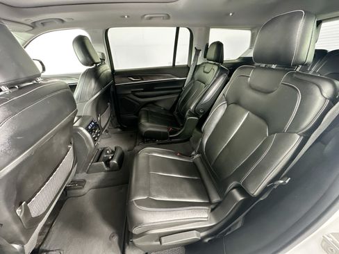 Used 2023 Jeep Grand Cherokee L Limited RWD image 25