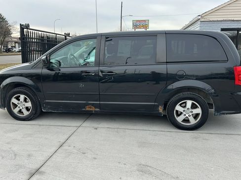 Used 2011 Dodge Grand Caravan Mainstreet w/ PWR Convenience Group image 8