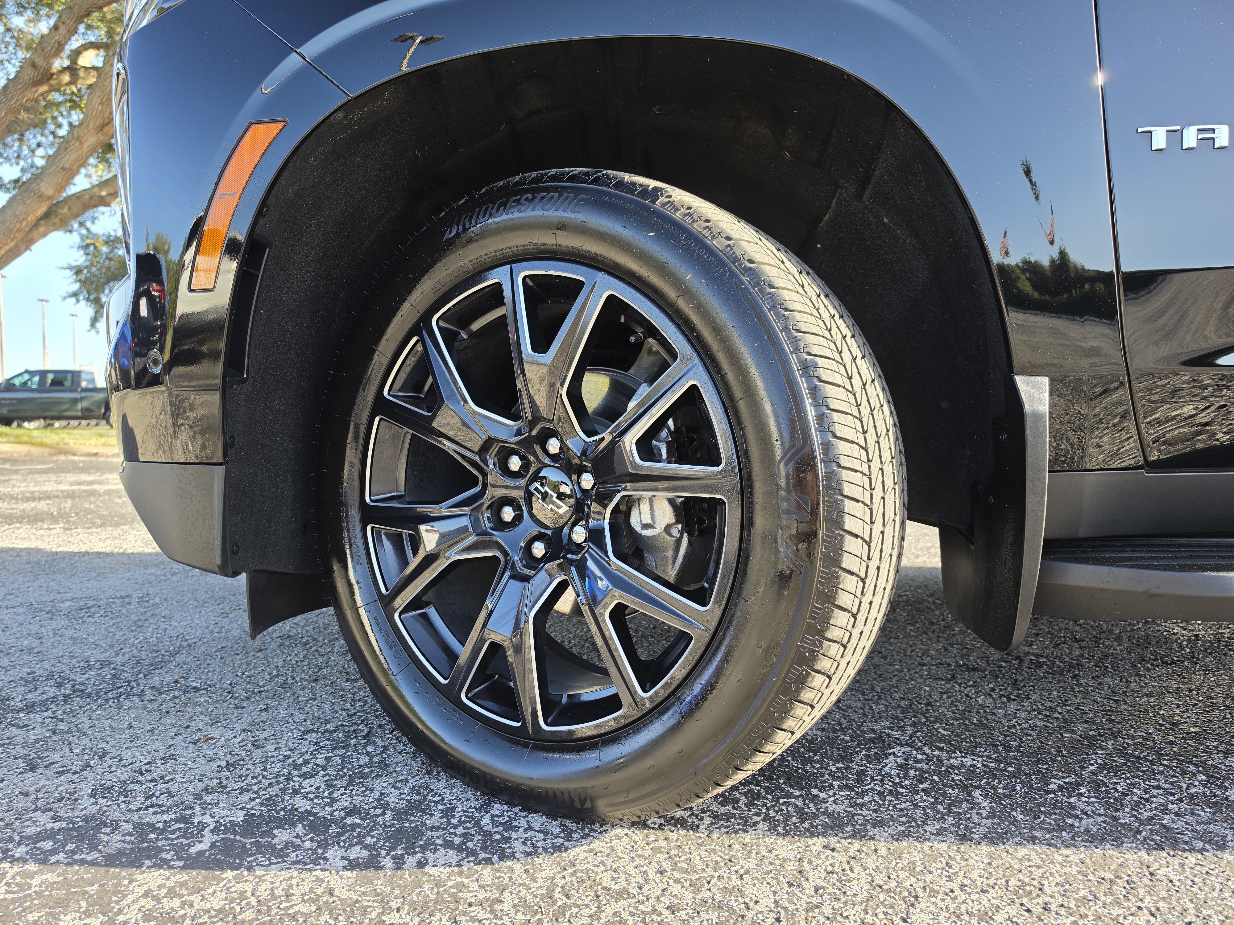 Used 2026 Chevrolet Tahoe LT w/ Comfort Package AWD/4WD image 41