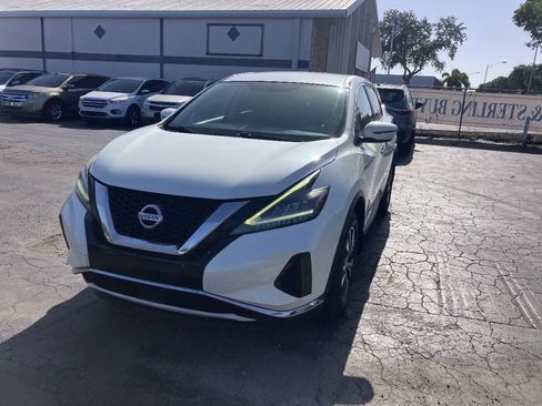 Used 2019 Nissan Murano S FWD image 5