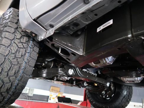 Used 2010 Toyota Tundra 4x4 Double Cab image 54