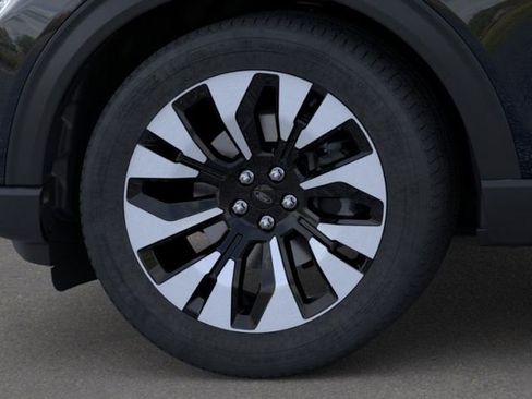 New 2026 Ford Explorer Platinum w/ LUX Leather Package image 19