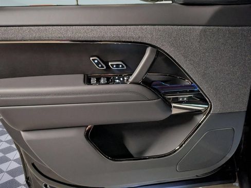 New 2026 Land Rover Range Rover Sport SE AWD/4WD image 11