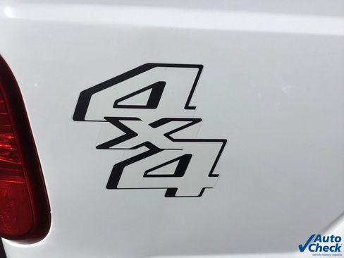 Used 2015 Ford F250 XL w/ Power Equipment Group image 19