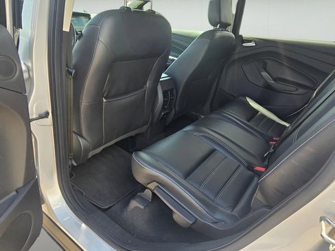 Used 2019 Ford Escape Titanium AWD/4WD image 22