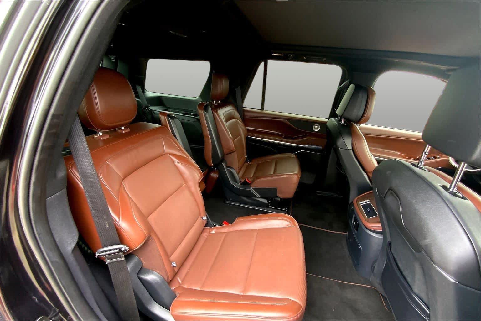 Used 2025 Lincoln Navigator Reserve AWD/4WD image 20