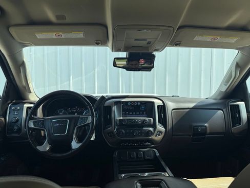 Used 2019 GMC Sierra 2500 Denali w/ Duramax Plus Package AWD/4WD image 12