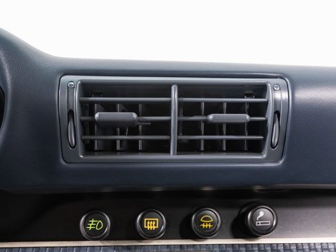 Used 1991 Porsche 911 Carrera image 44