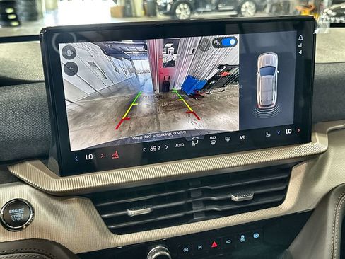 New 2026 Ford Explorer Active RWD image 20