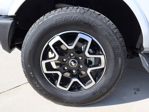 New 2026 Ford Bronco Outer Banks AWD/4WD image 27