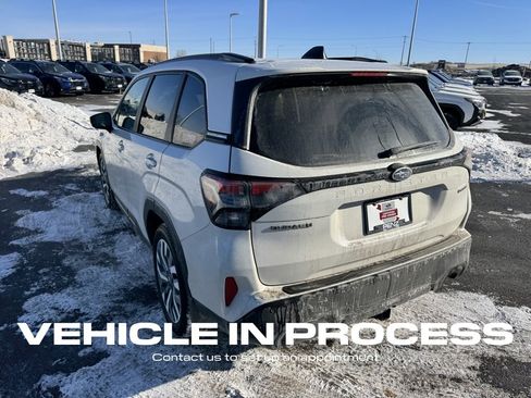 Used 2025 Subaru Forester Touring w/ Popular Package - Touring image 5