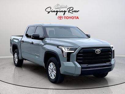 Used 2025 Toyota Tundra SR5 w/ SR5 Convenience Package