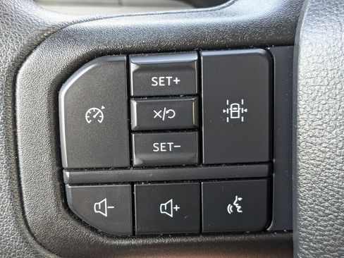 Used 2023 Ford F150 XLT AWD/4WD image 24
