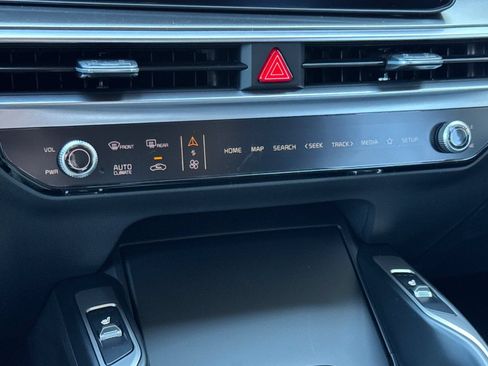 New 2026 Kia Sorento EX AWD/4WD image 22