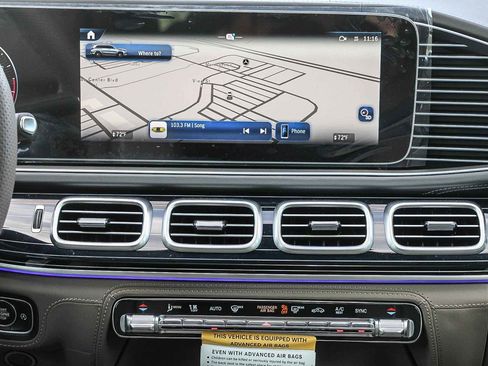 New 2026 Mercedes-Benz GLS 580 4MATIC image 14