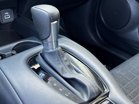 Used 2025 Honda HR-V LX image 19