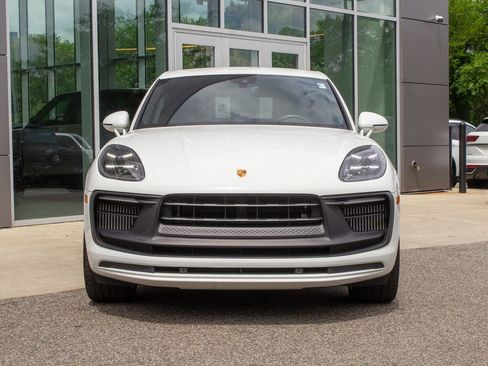 Used 2022 Porsche Macan GTS image 2