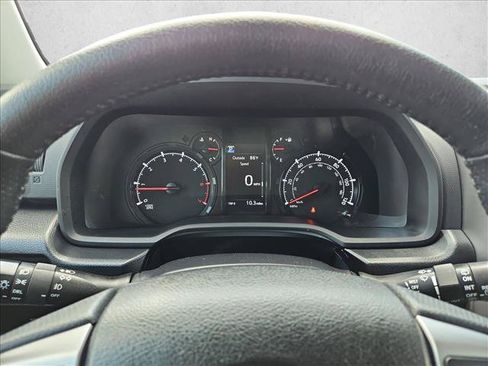 Used 2023 Toyota 4Runner SR5 AWD/4WD image 11