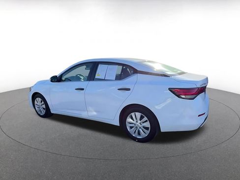 Used 2025 Nissan Sentra S image 10