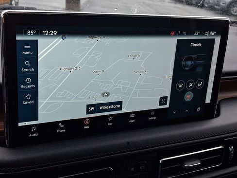 Certified 2023 Lincoln Nautilus Reserve image 17