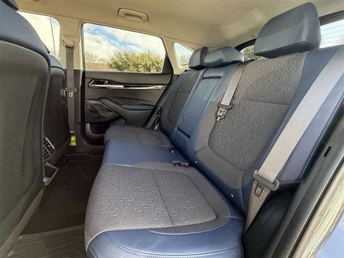 Used 2025 Kia Seltos S image 26