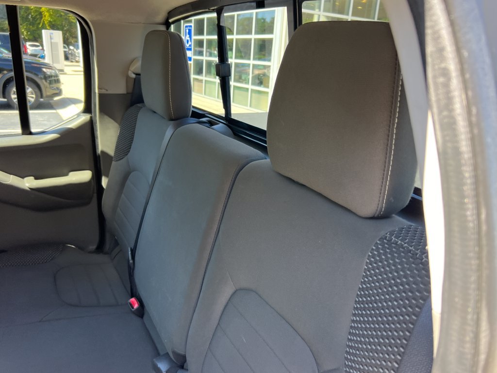 Used 2014 Nissan Frontier Desert Runner RWD image 15