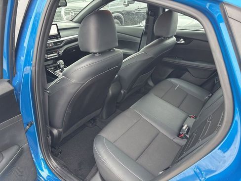 Used 2023 Kia Forte GT-Line w/ GT-Line Technology Package image 19