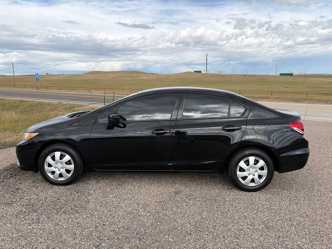 Used 2014 Honda Civic LX image 2