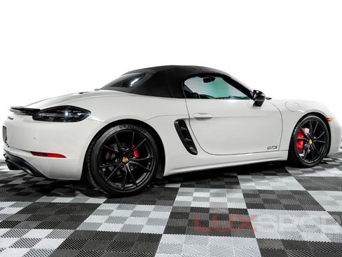 Used 2018 Porsche 718 Boxster GTS image 4
