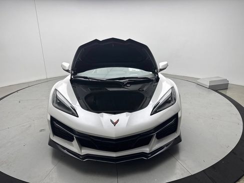 Used 2023 Chevrolet Corvette Z06 RWD image 28