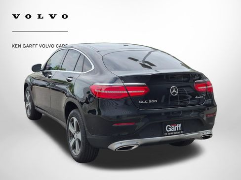 Used 2017 Mercedes-Benz GLC 300 4MATIC Coupe image 5