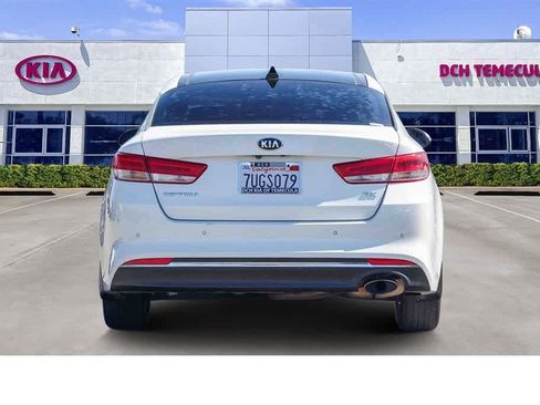 Used 2016 Kia Optima EX w/ Premium Package image 5