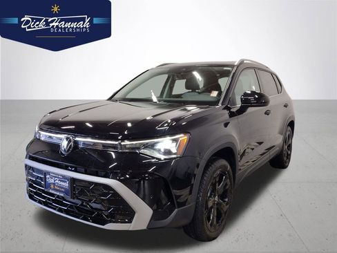 New 2025 Volkswagen Taos SEL image 1