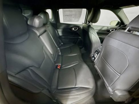 New 2026 Jeep Compass Limited image 25