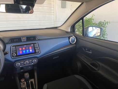 Used 2025 Nissan Versa SV FWD image 35