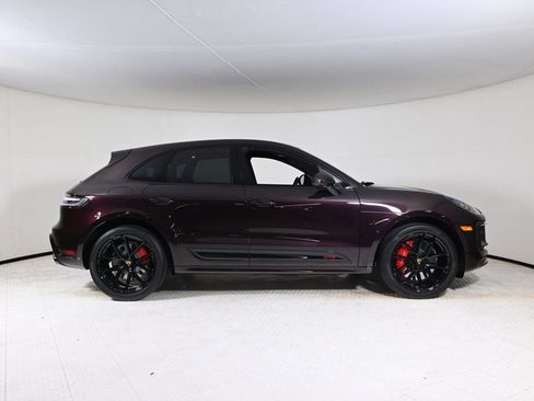 Certified 2026 Porsche Macan GTS image 8
